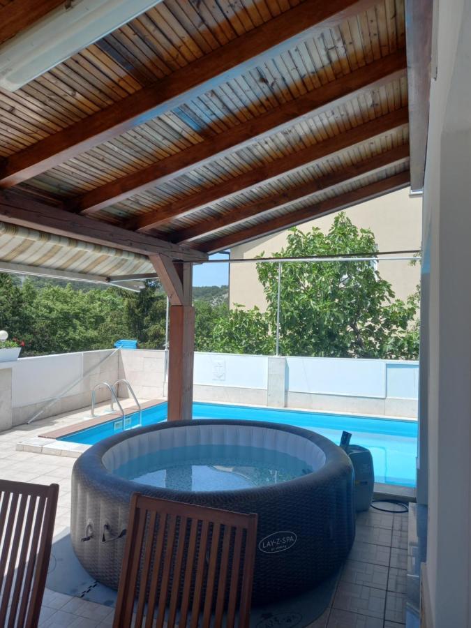 Vila Brig 108 - Private Swimming Pool And Jacuzzi Риека Экстерьер фото